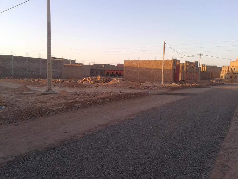 استنكار ساكنة الوداديات غير المجهزة بالمجال الحضري لزاكورة