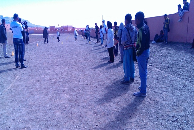 الثانوية التأهيلية أولاد يحيى لكراير تحتفل بالأسبوع الوطني للسلامة الطرقية--3