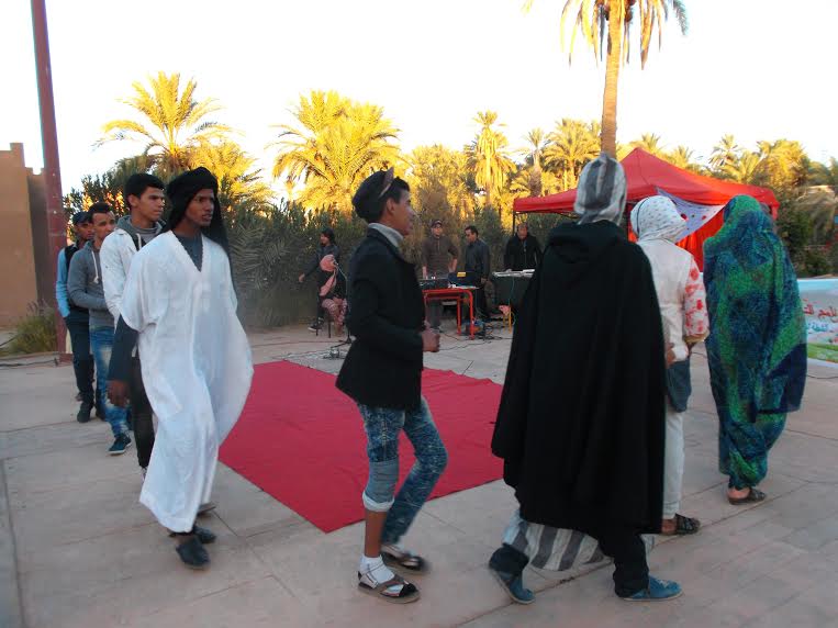 جمعية الفينيق و مسرح الحلقة بمنتزه زاكورة حول زواج القاصرات‎ -1