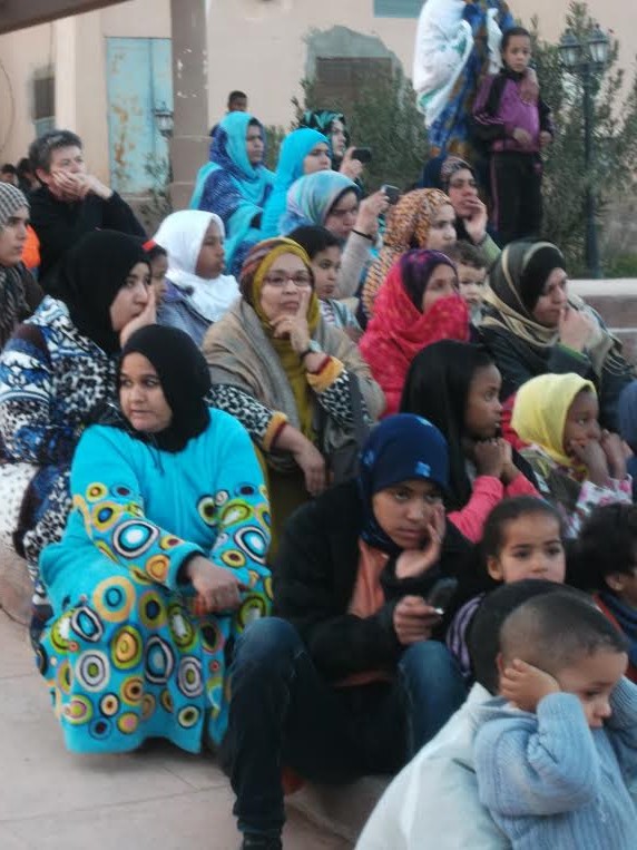 جمعية الفينيق و مسرح الحلقة بمنتزه زاكورة حول زواج القاصرات‎-3