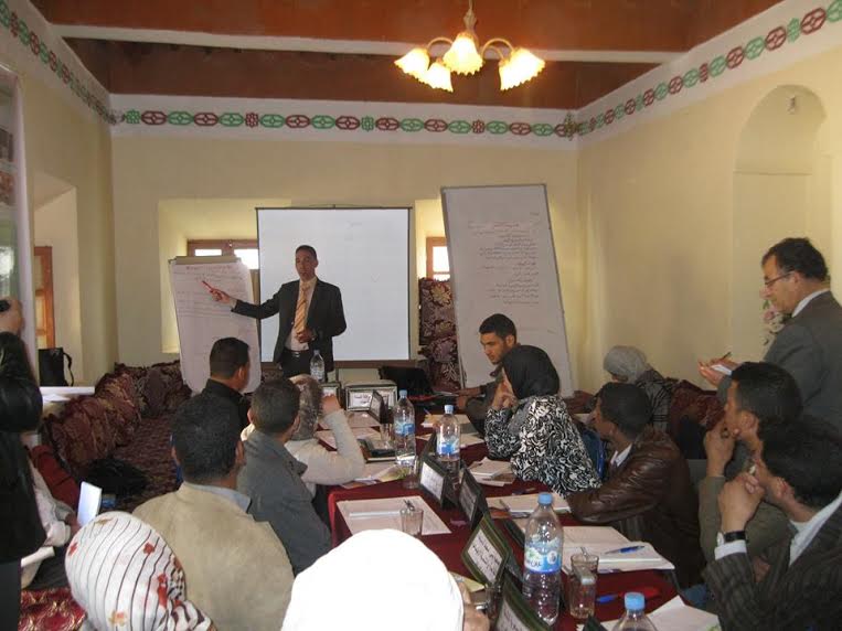 جمعية واحة فركلة للبيئة و التراث تنظم دورة تكوينية باكدز حول الحكامة الجيدة للموارد المائية بالواحات‎ -1