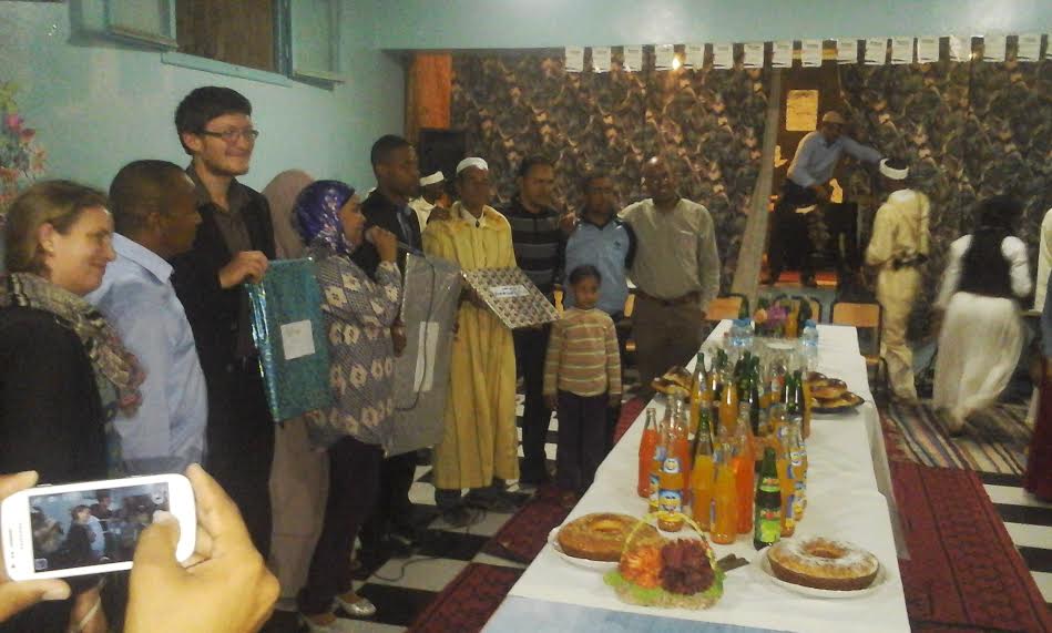 المجتمع المدني يكرم المدير السابق لدار الشباب أكدز-1