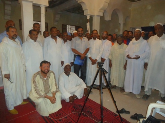 الكاتب الإقليمي للفضاء المغربي للمهنيين بتنغير  يتواصل مع المهنيين بتاكونيت