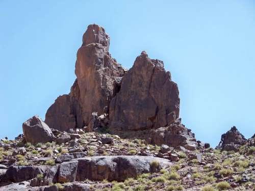 جبل بوكافر معلمة تاريخية وسياحية رسمت فوقه ملامح بطولية خالدة-2