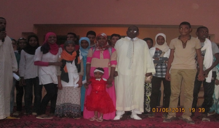 حفل تكريم للسيد مدير ثانوية سيدي صالح - تاكونيت -2