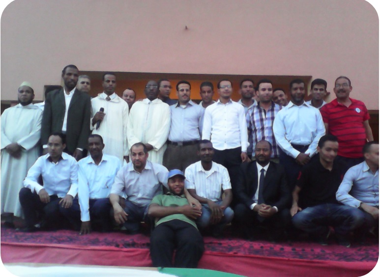 حفل تكريم للسيد مدير ثانوية سيدي صالح - تاكونيت -5