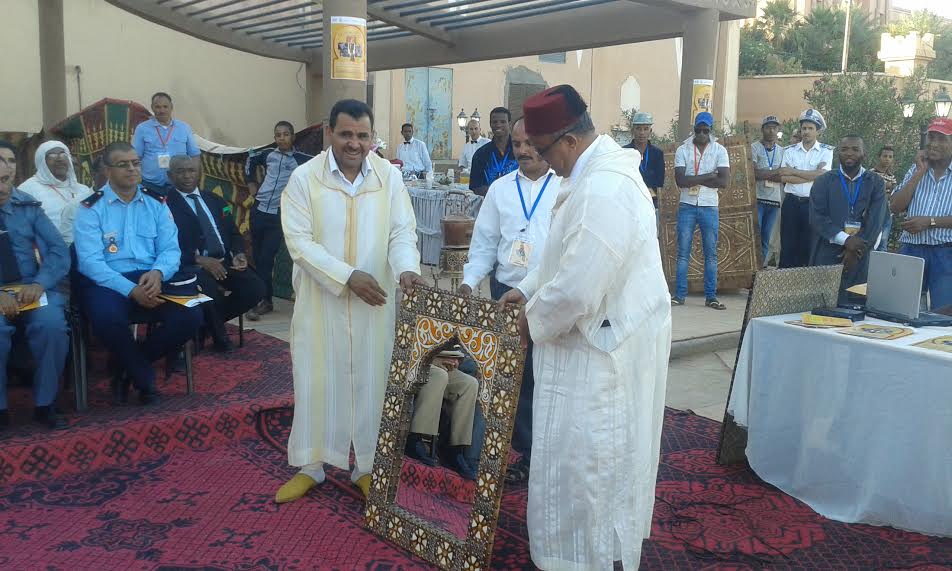 عامل الإقليم يترأس افتتاح الملتقى الأول للصناعة التقليدية بزاكورة-3