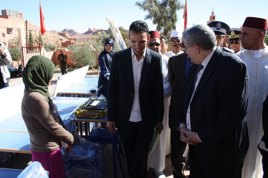 تدشين مشاريع جديد بمناسبة الذكرى الستين لعيد الاستقلال-1