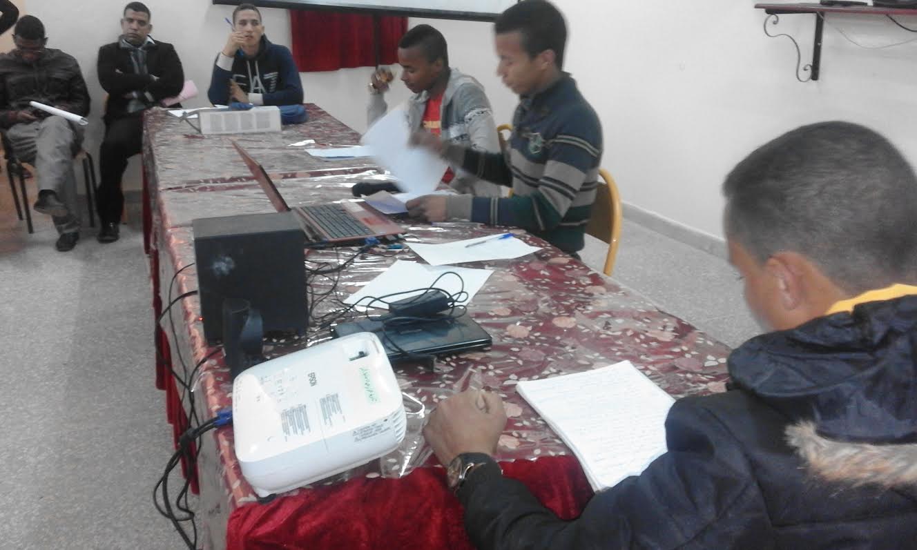 تلاميذ الخوارزمي يناقشون واقع حقوق الطفل بأكدز-4