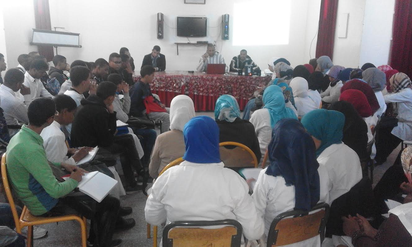 تلاميذ الخوارزمي يناقشون واقع حقوق الطفل بأكدز-6