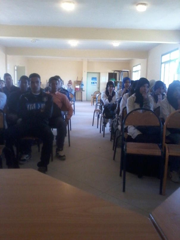 نادي حقوق الإنسان و المواطنة تانوية اولاد يحيى -3