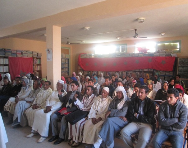 نشاط نادي الخزانة وأصدقاء الكتاب والدعم التربوي احتفاء بأسبوع المكتبة المدرسية وباليوم العالمي للغة العربية