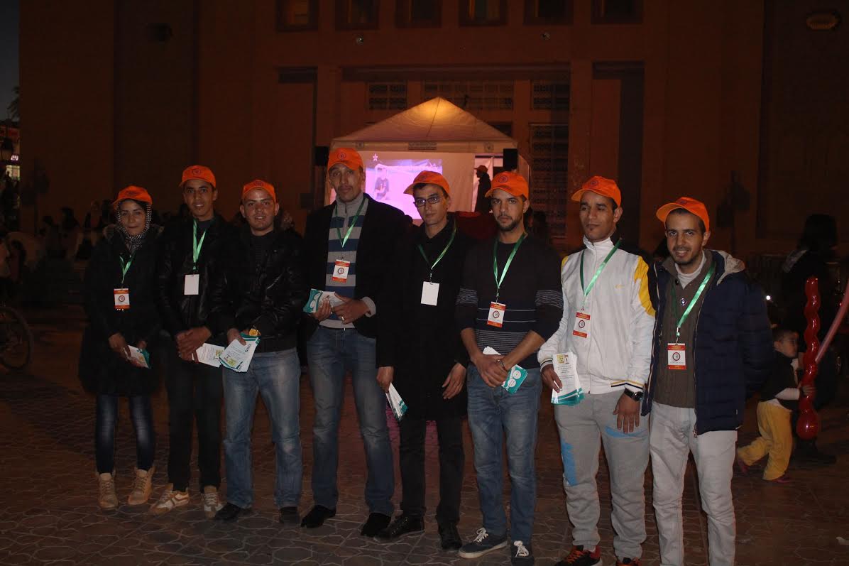 الشهاب تواصل حملاتها التحسيسية حول أضرار السيجارة و تبدع في نصب خيمة تحسيسية بساحة الموحدين