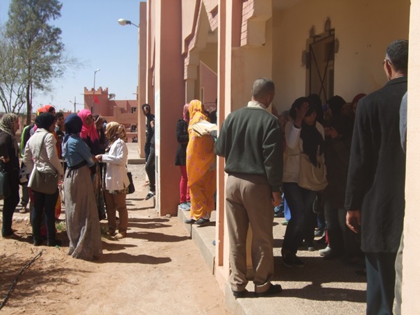 حملة لإنجاز بطاقة التعريف الوطنية بثانوية المحاميد الجديدة التأهيلية لفائدة تلميذات و تلاميذ المؤسسة