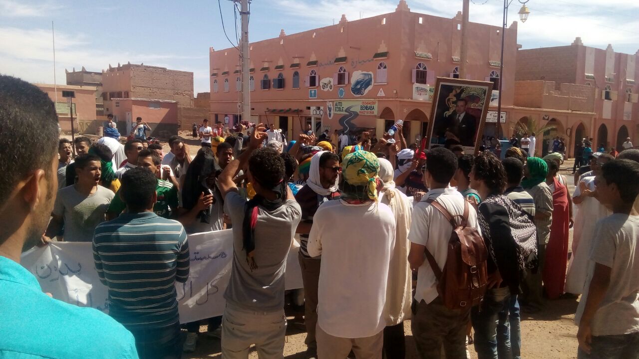 الترامي على الأراضي السلالية تشعل فتيل الإحتجاجات في اسكجور-6