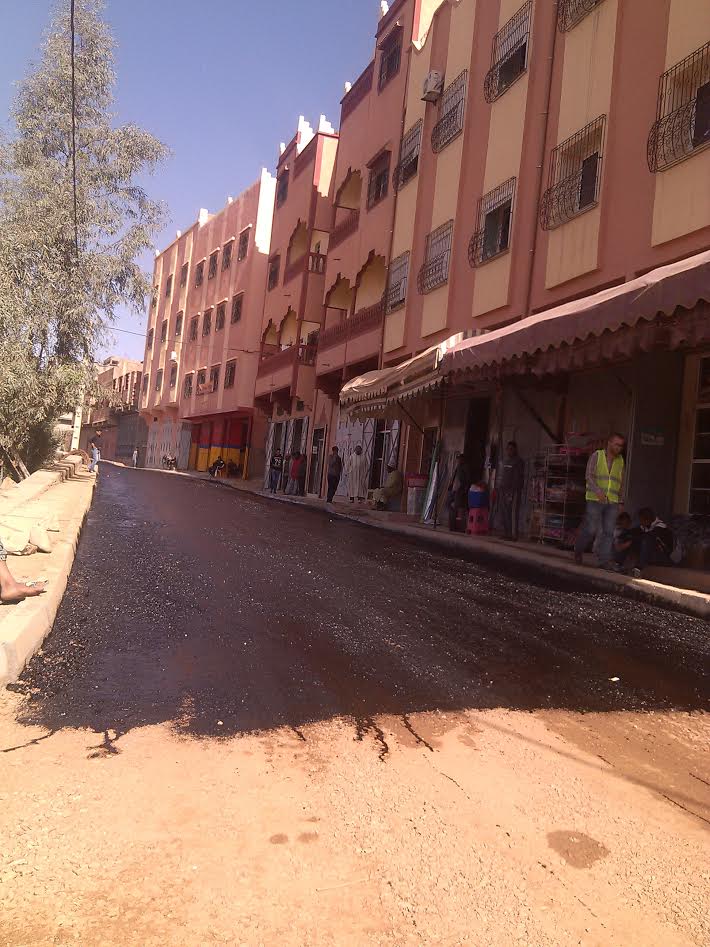 زاكورة ... اصلاح ازقة وشوارع مركز تزارين تخلف ردود فعل ايجابية-6