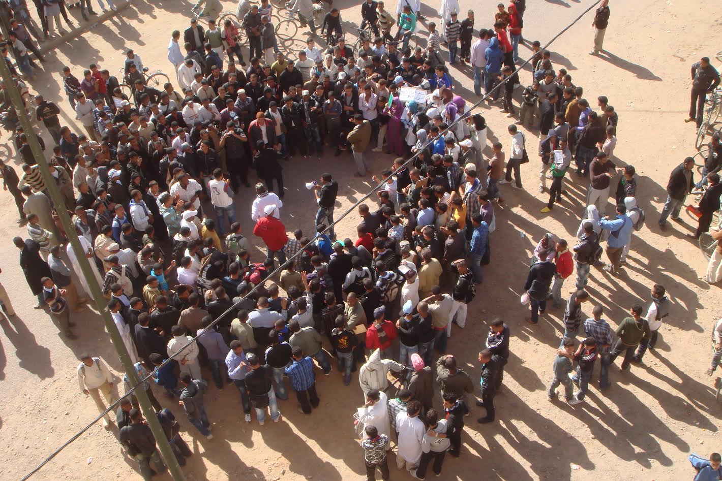 المجتمع المدني بتازارين يندد بالأوضاع المزرية التي تعيشها المنطقة