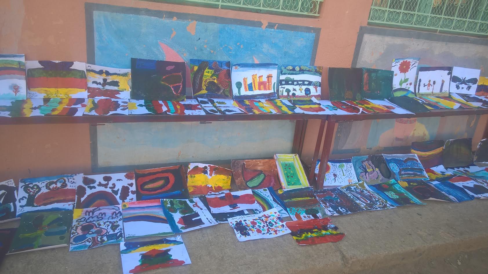 جمعية الفينيق للإبداع الفني والثقافي بزاكورة تنظم ورشا فنيا تربويا بمدرسة الحد  بتمزموط-1